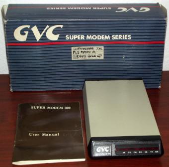 GVC Super Modem 300 Model-Nr: SM-30 FCC-NO: DK467GSM300 Serien-Nr: 00283 Bell 103/CCITT V.21 switchabel Hayes compatibel 300 Baud