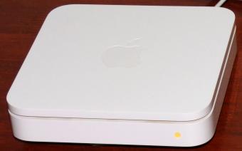 Apple AirPort Extreme Base Station Model A1143 inkl. 12V/1.8A Netzteil Model No. A1202 2006