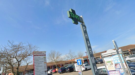France - 13:41 Pharmacy