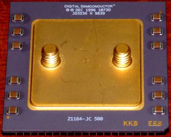Digital Semiconductor Alpha AXP 21164 JD 500 MHz CPU KKB E56 DEC 1996 1073D JD3536 H 9839 beidseitiges Goldcap Sockel 499 57x57mm 63g