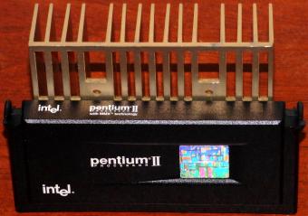 Intel Pentium II MMX 233MHz CPU sSpec: SL2HD (Klamath) inkl. massivem Kühler Malay 1996