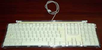 Apple Pro Keyboard Model: M7803 weiss