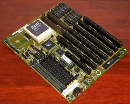 FIC 486-GVT-2 VLB Mainboard, VIA VT82C486A Chipsatz, It's ST 486DX2-66 CPU, Award Bios 1994