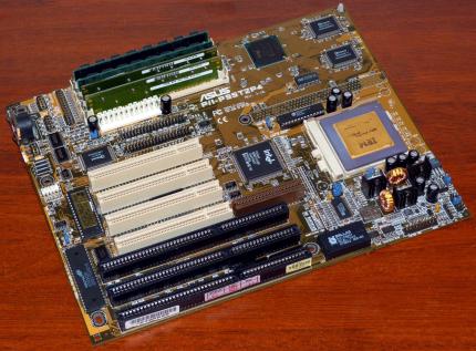 Asus P/I P55T2P4 Rev. 3.10 Mainboard, IBM 6x86 P150+ CPU, 64MB EDO RAM, i430HX, 512kB Cache, Award Bios 1996