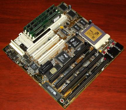 Biostar MB-8500-TVX-A Ver. 2.3 Mainboard mit AMD-K5 PR150 CPU & RAM, Intel 430VX, UMC UM8669F, AmiBios 1995