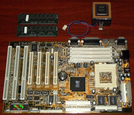 ECS Elitegroup P5SJ-A mit Intel Pentium MMX 166MHz (SL27K) CPU, 64MB LG-Semicon RAM, SIS 5582,  Award Bios 1997