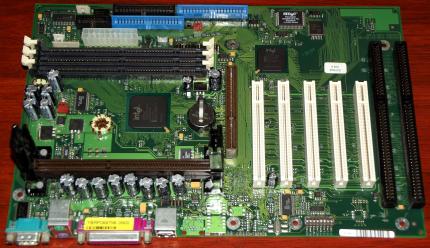 Fujitsu Siemens W26361-W10-Z2-02-36 Mainboard Intel BX Chipsatz, Slot-1 PN: S26361-D1107