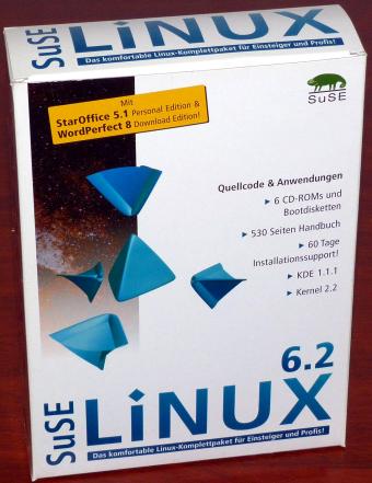 SuSE Linux 6.2 - KDE 1.1.1, Gnome 1.0, Kernel 2.2.10,  530 Seiten Handbuch, 6 CD-ROMs, OVP ISBN 3-930419-83-1